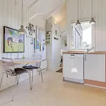 Three-bedroom In بيت للعطل