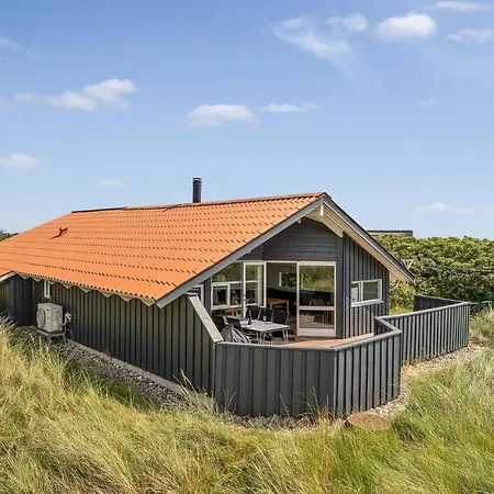 Lovely Home In Vejers Strand With Sauna