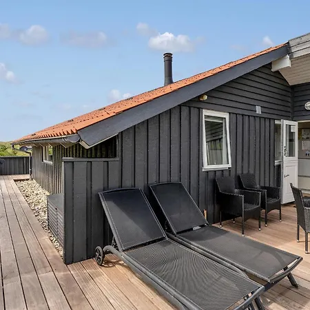 Lovely Home In Vejers Strand With Sauna *